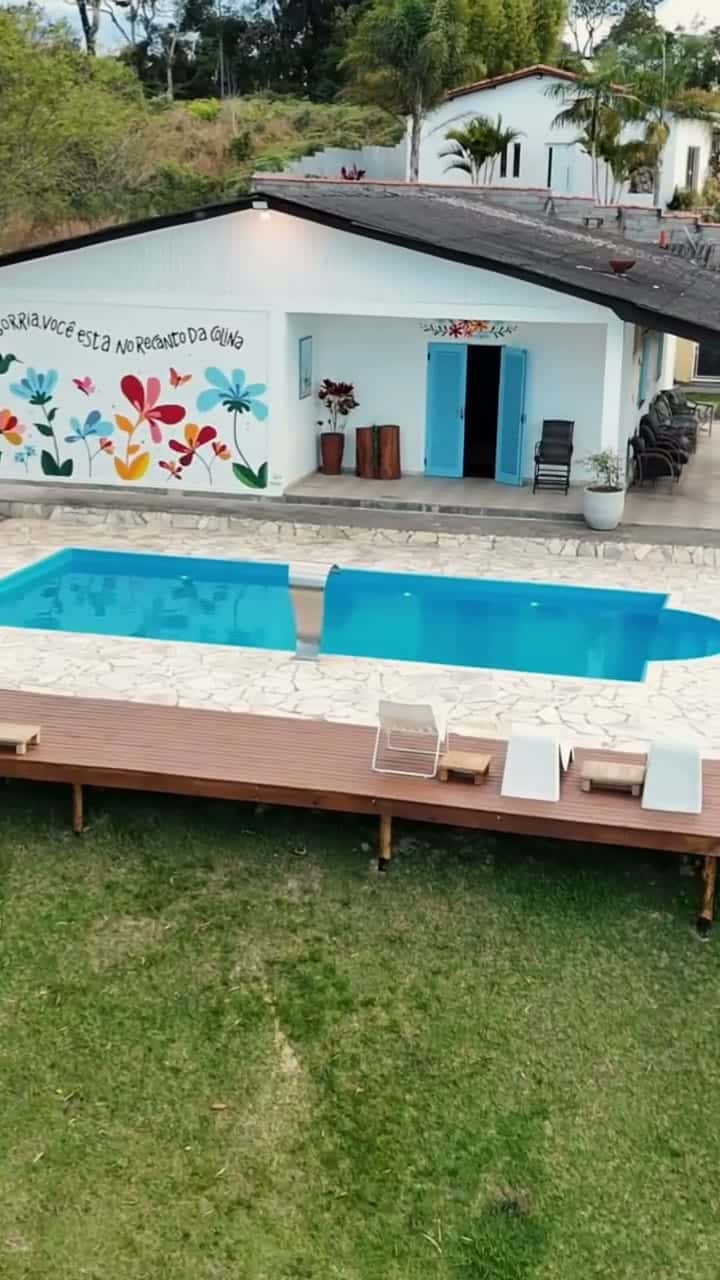 Vídeo: Aqui, cada detalhe é pensado para proporcionar momentos de paz, conforto e muito acolhimento.